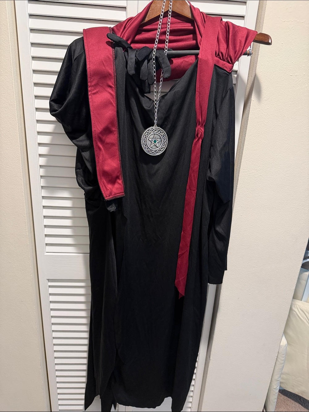 Kids Black and Burgundy Wizard Costume with Pendant size 8/10